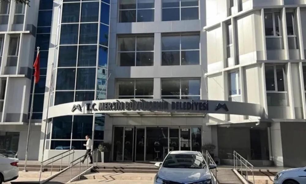 Mersin Büyükşehir'e operasyonda Belediye Başkanı Vahap Seçer'den ilk açıklama