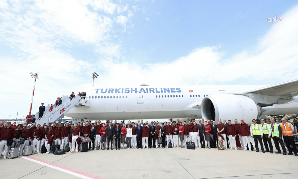 A Milli Futbol Takımı, Dünya Kupası için ABD’ye uğurlandı