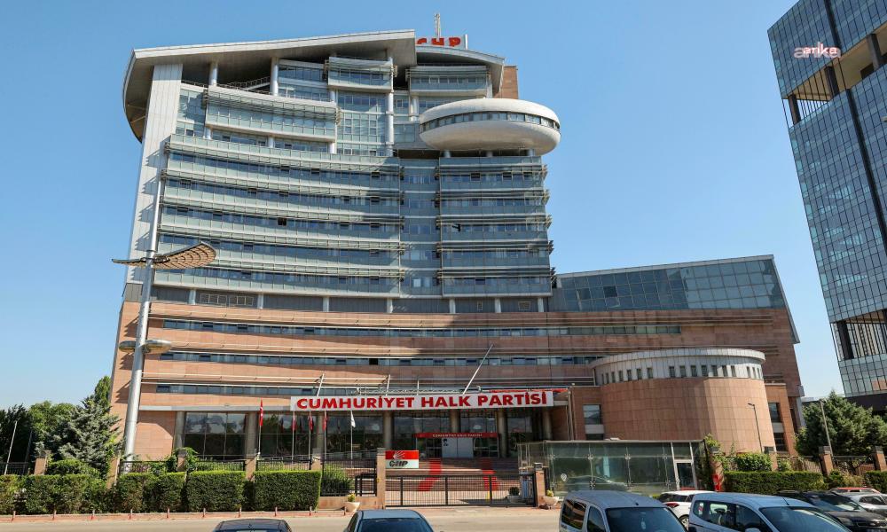 CHP’nin internet sitesinden PM ve MYK üyelerinin isimleri kaldırıldı