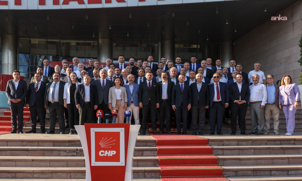 CHP’nin 81 il başkanından ortak açıklama: “Sandığın iradesine de partimizin hukukuna da Genel Başkanımız Özel'e de sonuna kadar sahip çıkacağız”