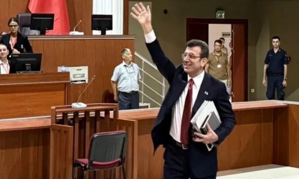İmamoğlu, duruşmaya götürülürken 60 kilometrenin sonunda 'araç bozuldu' denilerek Silivri'ye götürüldü