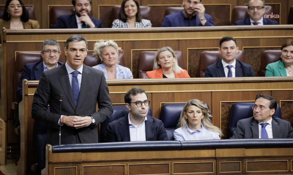 Pedro Sanchez'den Lübnan'daki çatışmada hedef alınan Miguel de Cervantes üssü açıklaması