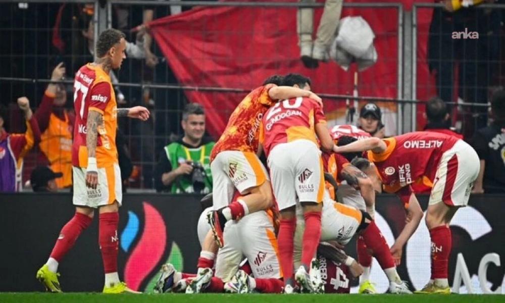 Galatasaray şampiyonluk yolundaki dev derbide Fenerbahçe’yi 3-0 mağlup etti