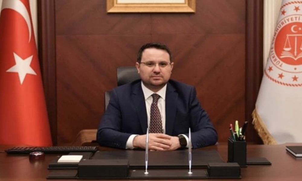 Adalet Bakanı Gürlek: Savcılık parti ayırmadan işlem yapıyor, mahkeme salonları siyaset alanı değildir