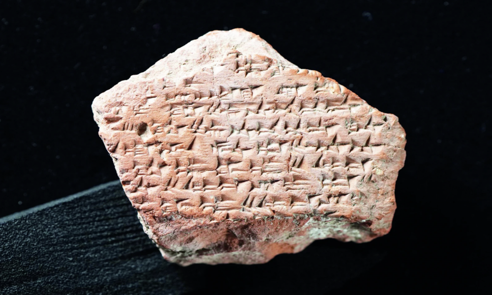 Hattuşa’da Kadeş Antlaşması’nın yeni bir nüshasına ait tablet parçası bulundu