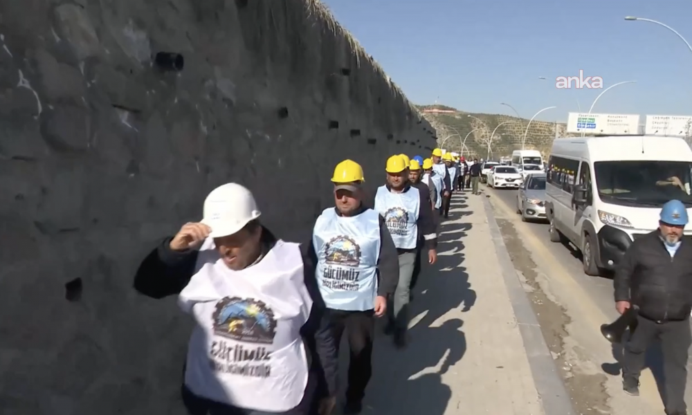 Doruk Madencilik işçileri, Enerji ve Tabii Kaynaklar Bakanlığı'na yürüyor: 