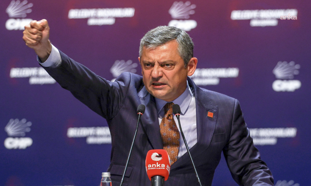 Özgür Özel'den 1 Mayıs mesajı: Ya onurlu bir yaşam, ya bu kara düzen