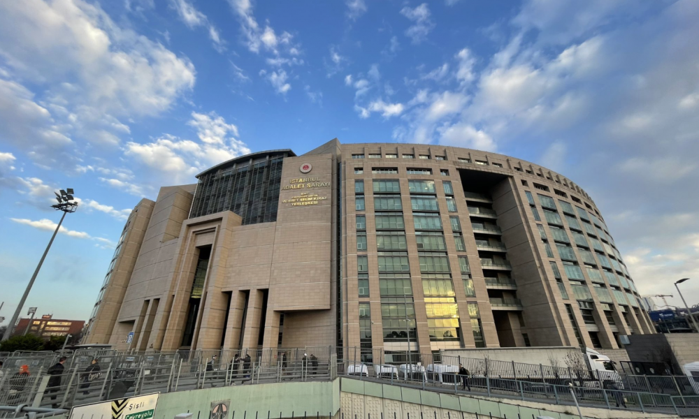İstanbul Barosu: Meslektaşımız Eren Sönmez serbest bırakılmalıdır