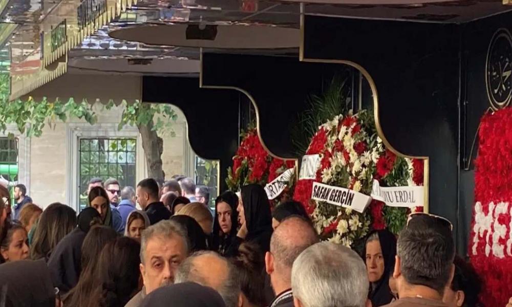 Avukat Serdar Öktem son yolculuğuna uğurlandı: Cami çevresinde sıkı güvenlik önlemi alındı, basına kısıtlandı