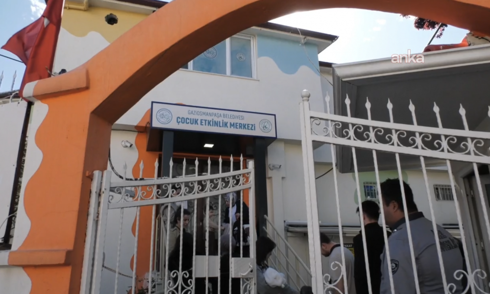 Gaziosmanpaşa'da tutuklanan CHP'li başkan döneminde açılan kreş kapatılıp ‘Özel Çocuk Kulüpleri’ yapılıyor, aileler endişeli