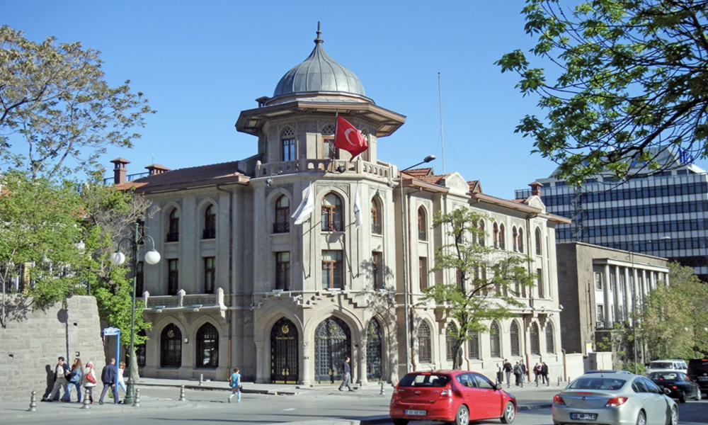 Yunus Emre Vakfı skandalı: Başkan Aliy'den örtbas girişimi