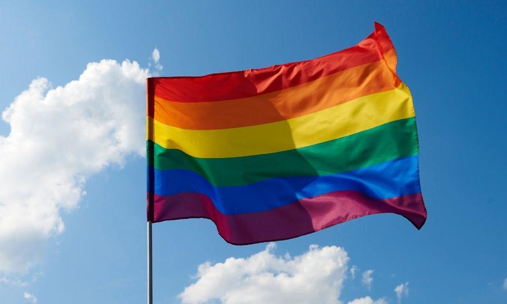 Genç LGBTİ+ Derneği'nin kapatılmasına tepki: Karar derhal bozulmalı