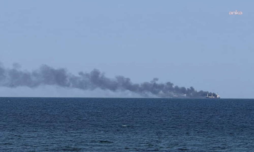 Rusya'dan Odesa açıklarında mısır yüklü gemiye füze saldırısı: 10 kişi hayatını kaybetti