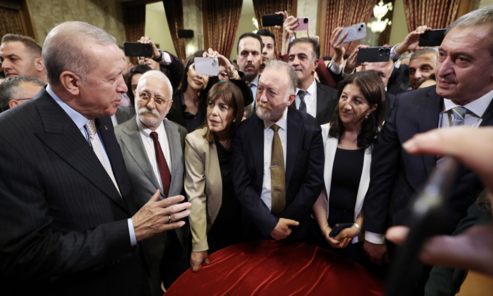 AKP'de çözüm süreci gerginliği: Umut hakkı, özel yasa veya af için talimat gitmedi; liyakatsiz kadroların yan etkilerini yaşıyoruz