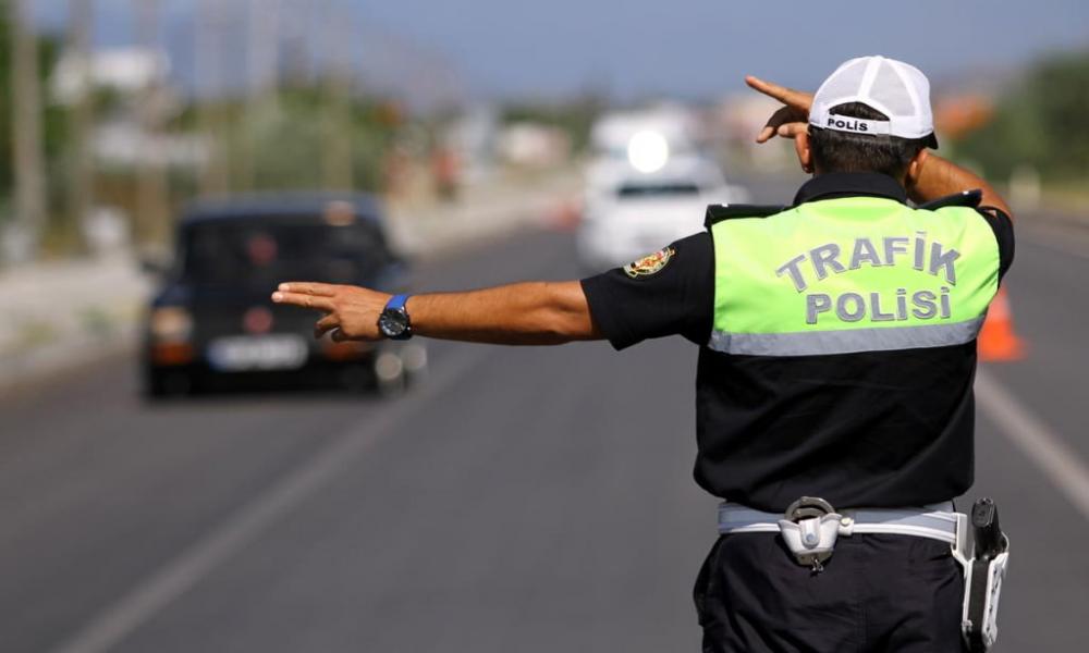 CHP'den trafik cezaları teklifine tepki: Bütçe açığını kapatmak için vatandaşa yüklenmekten vazgeçin!