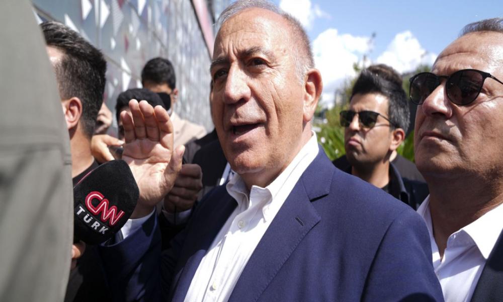 Gürsel Tekin: “Kayyum olsam Özgür Özel o binaya giremezdi”