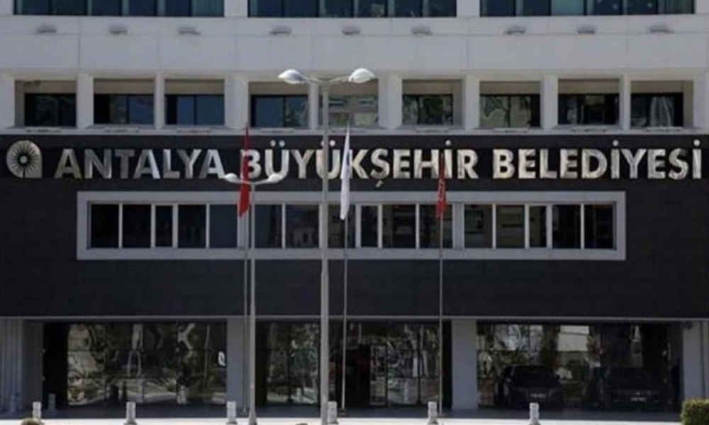 Antalya Büyükşehir Belediyesi’ne yönelik operasyonda yeni dalga: Antalyaspor Derneği'nde arama yapıldı, 20 gözaltı kararı