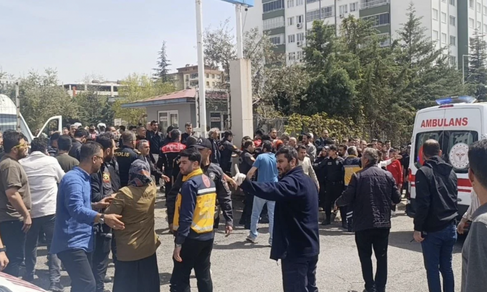 Kahramanmaraş'ta ortaokulda silahlı saldırı