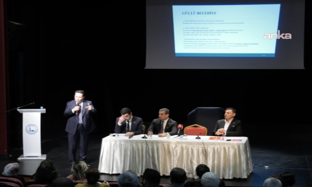 Ahmet Özer: “Belediyeleri güçlendirmek demokrasiyi güçlendirmektir”