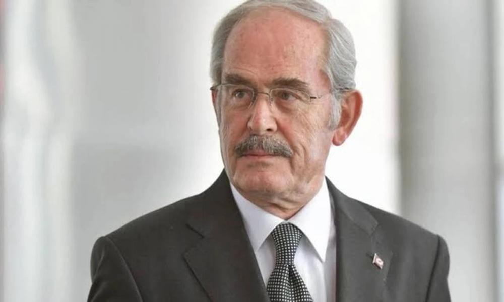Yılmaz Büyükerşen CHP'den ayrılmama kararı aldı