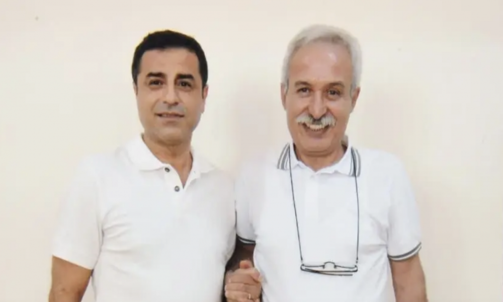 Selahattin Demirtaş ve Selçuk Mızraklı'dan ortak mesaj: Cezaevine girişimiz ne kadar politikse çıkışımız da öyle olacaktır
