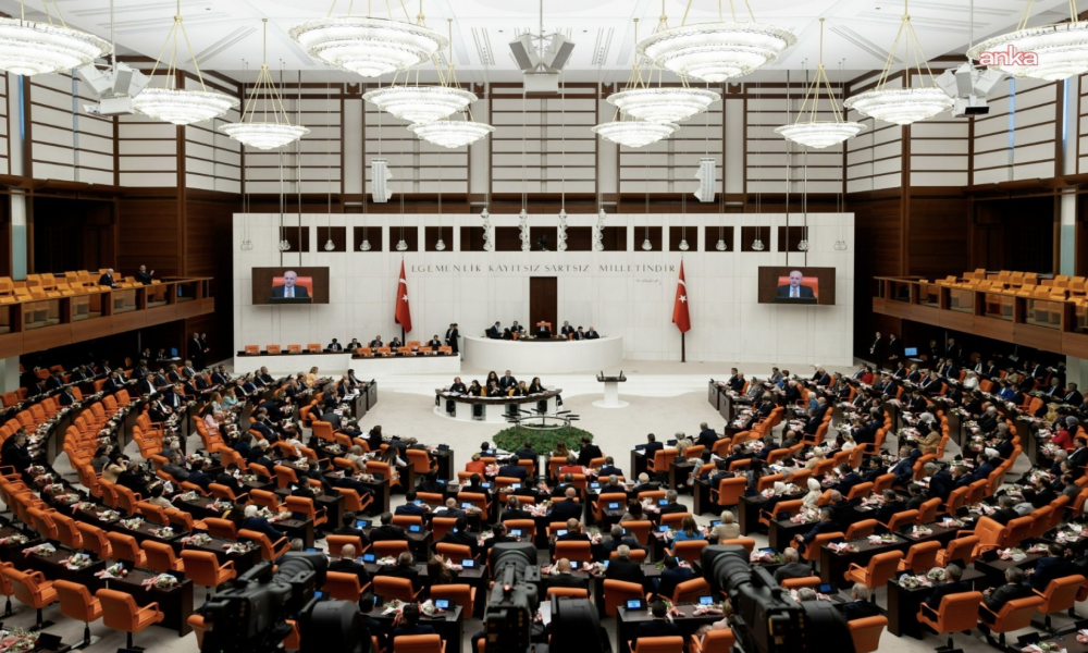 AKP'nin, vergi düzenlemelerine ilişkin yeni kanun teklifini önümüzdeki hafta TBMM Başkanlığı'na sunması bekleniyor