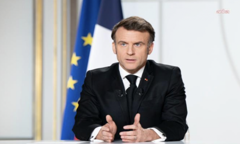 Fransa Cumhurbaşkanı Macron’dan Lübnan ateşkesine destek ve uyarı: “Ateşkesin zayıflama riskinden endişe duyuyorum”