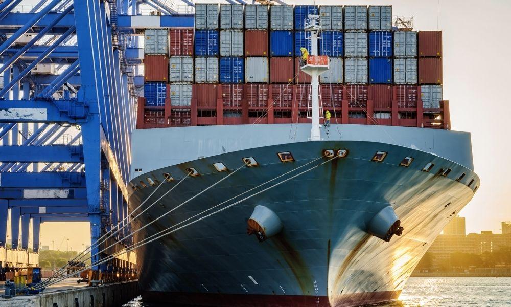 TÜİK'in verisine göre, dış ticaret açığı yıllık yüzde 56 arttı