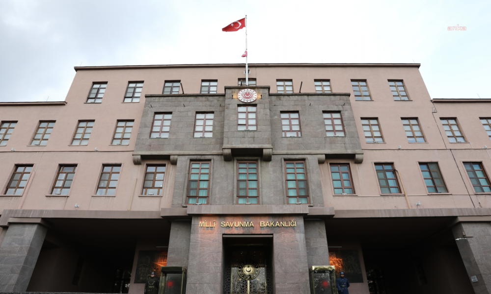 MSB: “İran’dan ateşlenen ve Türk hava sahasına giren balistik mühimmat NATO unsurlarınca etkisiz hale getirildi”