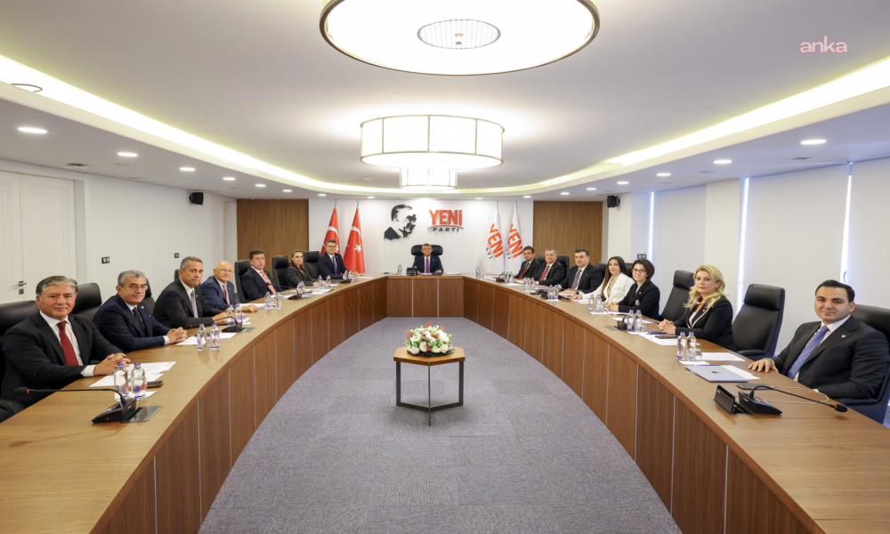 YENİ Parti’de kurultay ve yeni yasama yılı hazırlığı