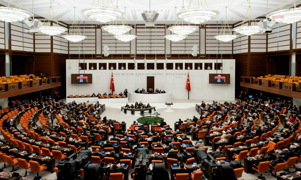 CHP'den “varlık barışı”na şerh: Suç geliri olabilecek kazançların Türkiye’ye girişi kolaylaşacak