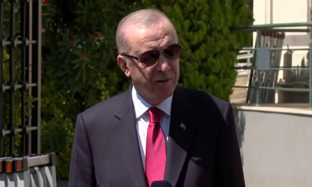 Erdoğan, Ayasofya'nın ibadete açılışının yıl dönümünü kutladı, Yeni Parti'yi gündemine almadı