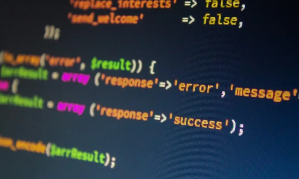 PHP’de kritik güvenlik açığı alarmı: İnternet siteleri için acil güncelleme çağrısı