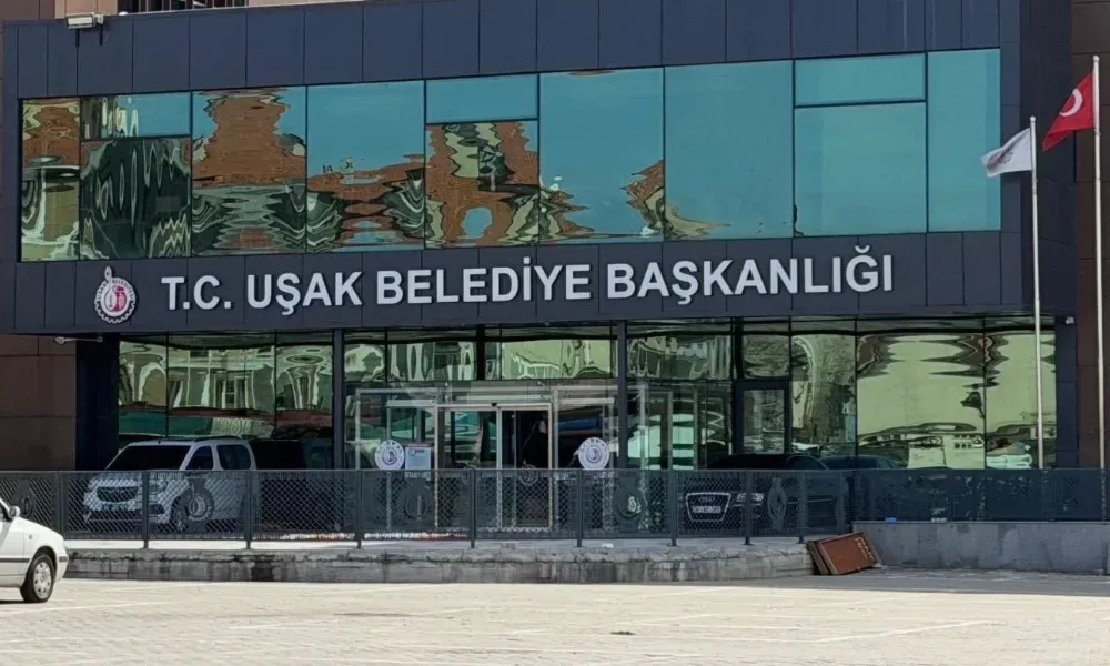 Uşak Belediyesi soruşturmasında 8 kişi tahliye edildi